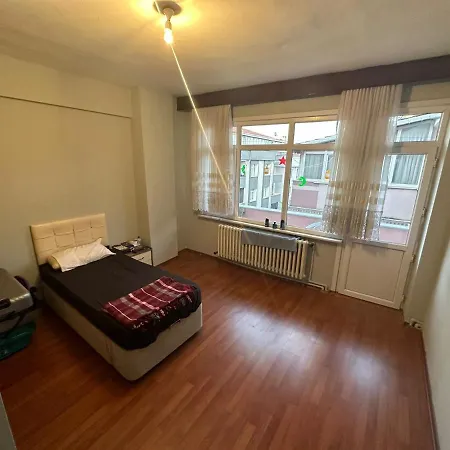 Apartment Private In A Shared Flat In *
